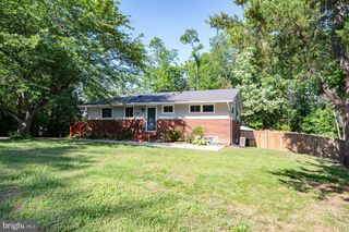 4401 ROUNDHILL RD, Alexandria, VA 22310