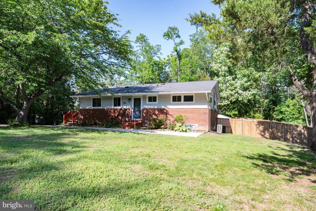 4401 ROUNDHILL RD, Alexandria, VA 22310
