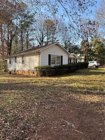 1027 N Born Road, Stone Mountain, GA 30088