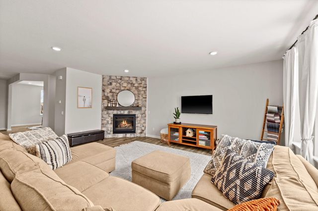 19589 105th Avenue, Corcoran, MN 55374