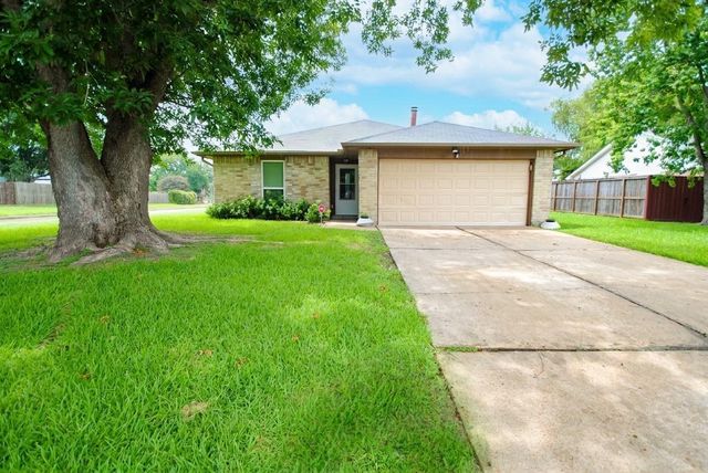 15738 Gatebriar Drive, Houston, TX 77489