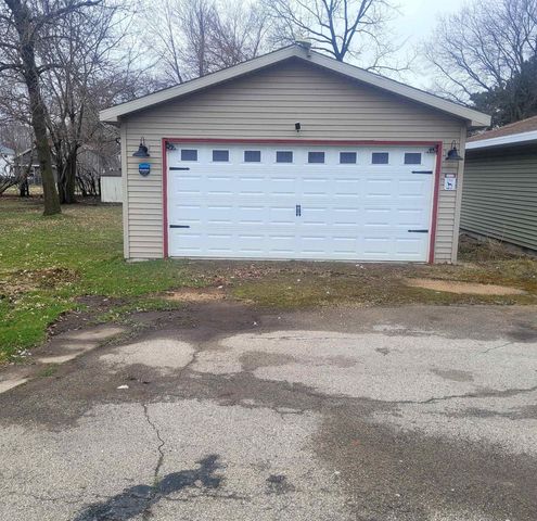 45 LAKE STREET, Oshkosh, WI 54901