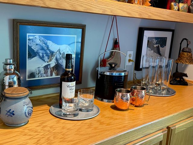 130 Upper Snow Creek Rd, Warren, VT 05674