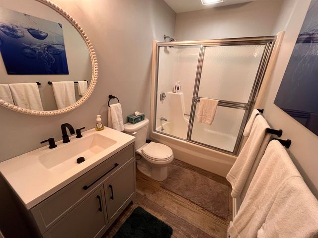 130 Upper Snow Creek Rd, Warren, VT 05674