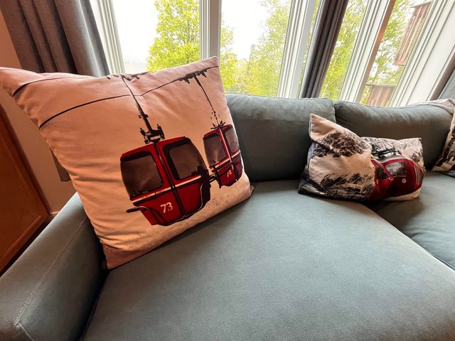 130 Upper Snow Creek Rd, Warren, VT 05674