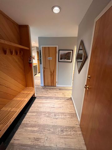 130 Upper Snow Creek Rd, Warren, VT 05674