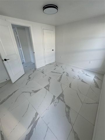 7712 W POWHATAN, Tampa, FL 33615