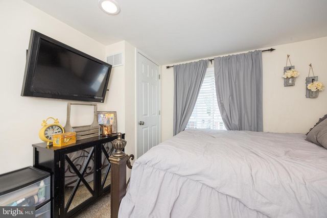 612 POND ST, Bristol, PA 19007