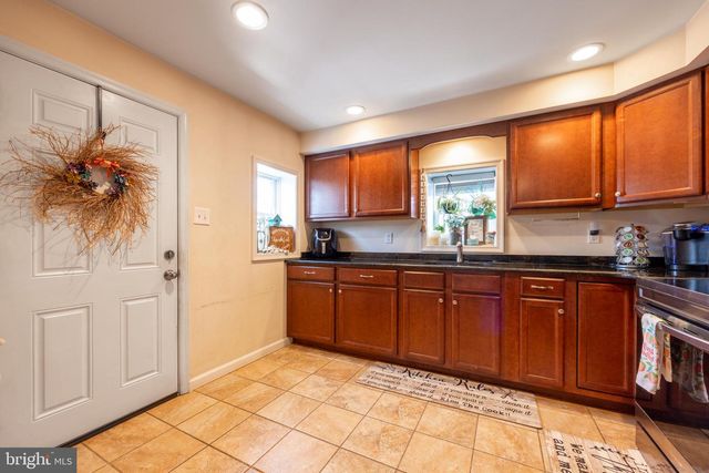 612 POND ST, Bristol, PA 19007