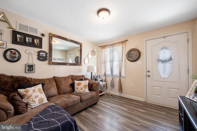 612 POND ST, Bristol, PA 19007