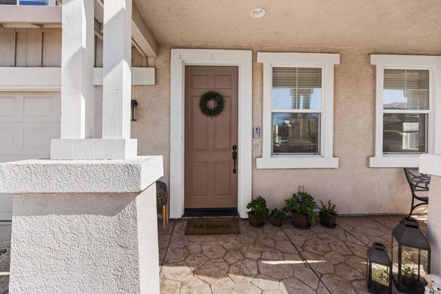 8710 McCade Lakes Dr, Stockton, CA 95212