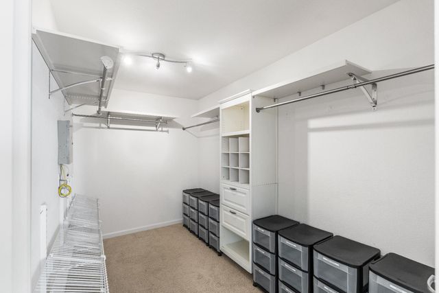 8710 McCade Lakes Dr, Stockton, CA 95212