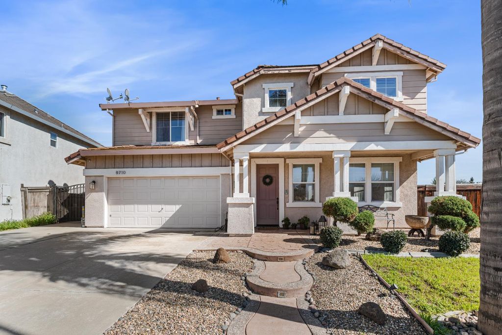 8710 McCade Lakes Dr, Stockton, CA 95212