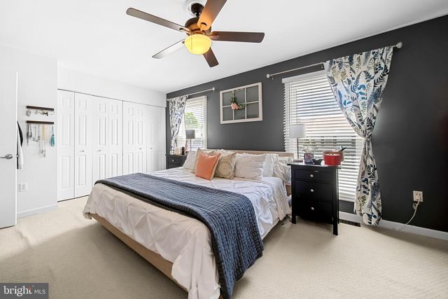 2182 MONAGHAN DR, Herndon, VA 20170