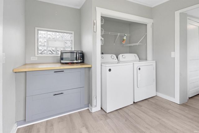 805 E Jefferson Avenue, Laporte, IN 46350