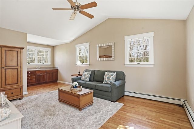 14 High Street, Barrington, RI 02806