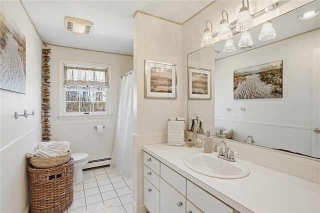 14 High Street, Barrington, RI 02806