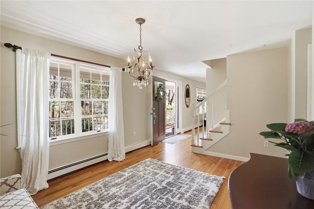14 High Street, Barrington, RI 02806