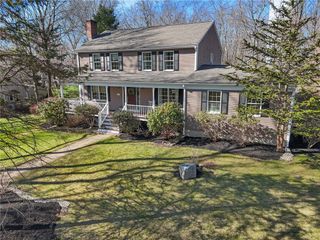 14 High Street, Barrington, RI 02806