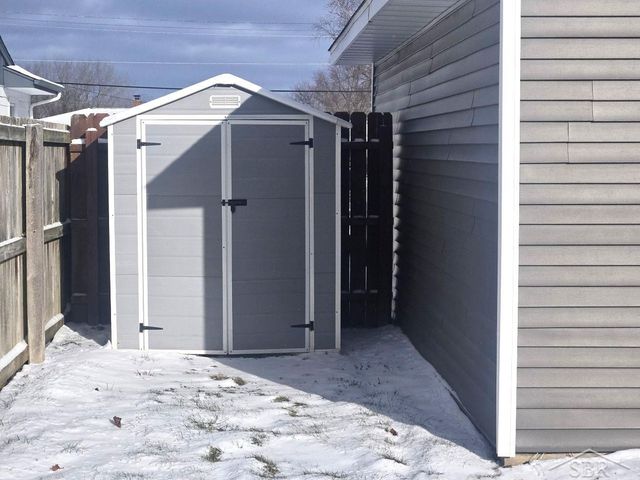 2355 Plainview Drive, Saginaw, MI 48603