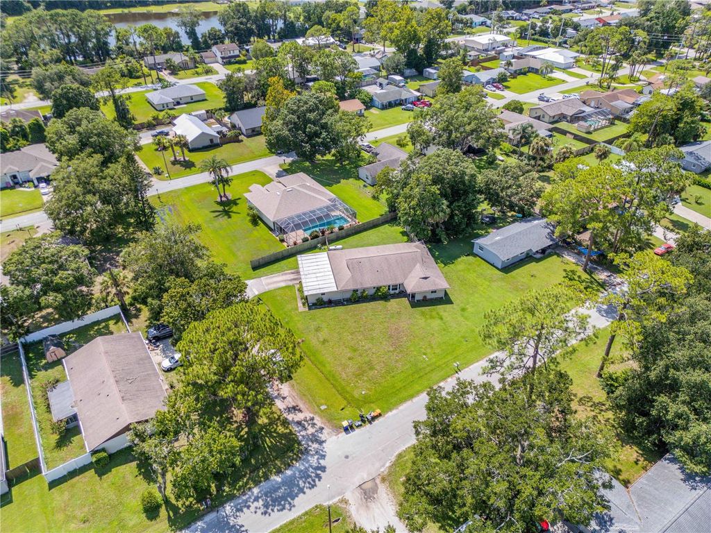 Image 31 of property listing at 2430 UNITY TREE DRIVE, Edgewater, FL 32141