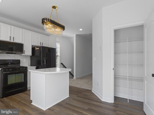 401 GARRETT A MORGAN BLVD, Landover, MD 20785