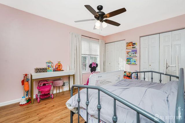 21 Karwatt Court, Sayreville, NJ 08872