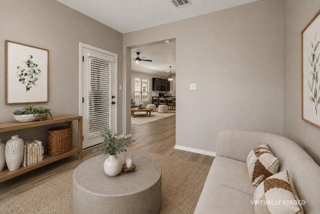 127 Scotsburg ST, Hutto, TX 78634