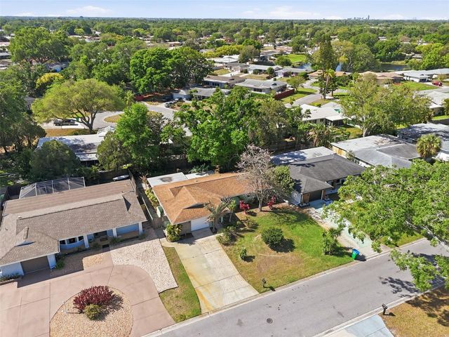 2171 SCOTLAND DRIVE, Clearwater, FL 33763