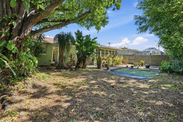 2171 SCOTLAND DRIVE, Clearwater, FL 33763