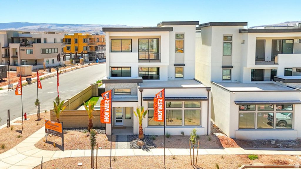 5273 S BLUE PEARL ALY, St. George, UT 84790