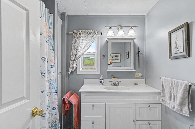 450 Bronson Road, Georgia, VT 05478