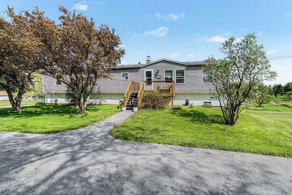 450 Bronson Road, Georgia, VT 05478