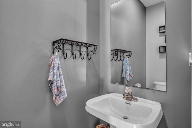 984 DAVID DR, Red Lion, PA 17356