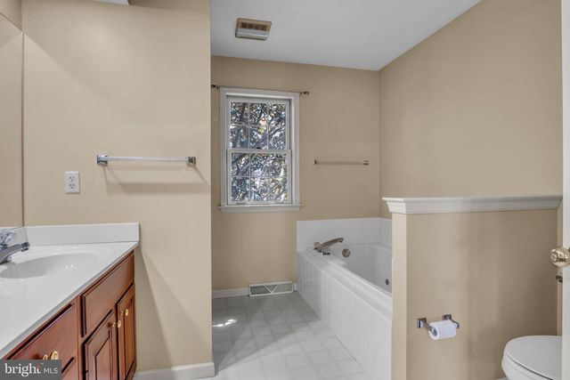 984 DAVID DR, Red Lion, PA 17356