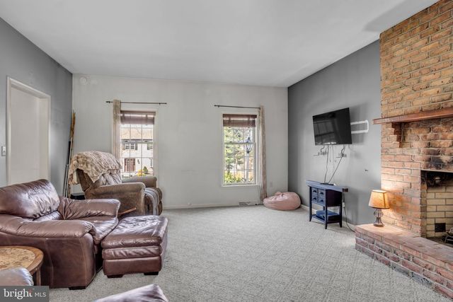 984 DAVID DR, Red Lion, PA 17356