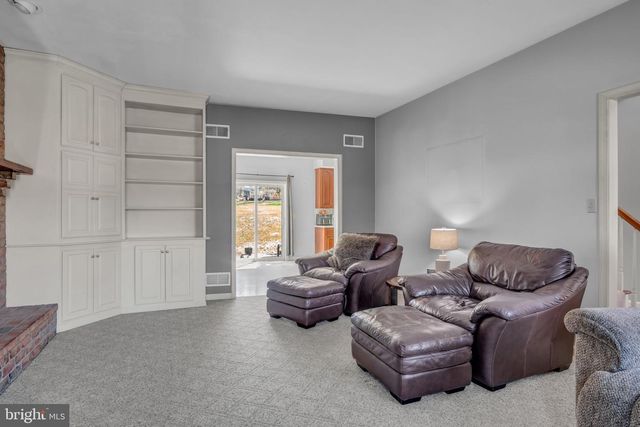 984 DAVID DR, Red Lion, PA 17356