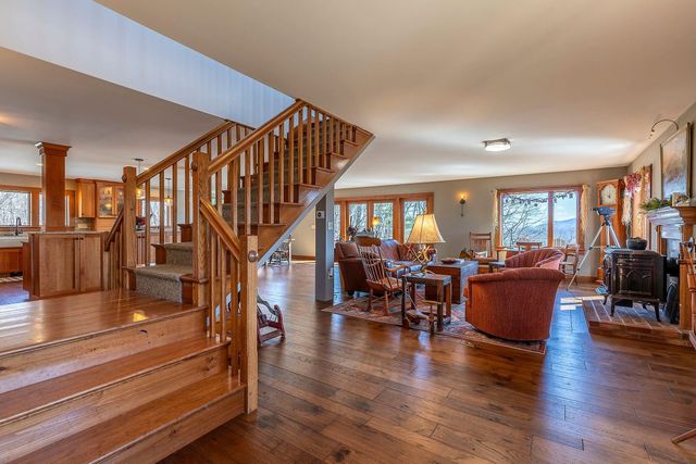 484 Route 12, Hartland, VT 05048