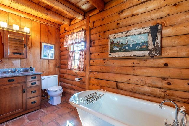484 Route 12, Hartland, VT 05048