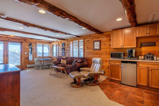 484 Route 12, Hartland, VT 05048