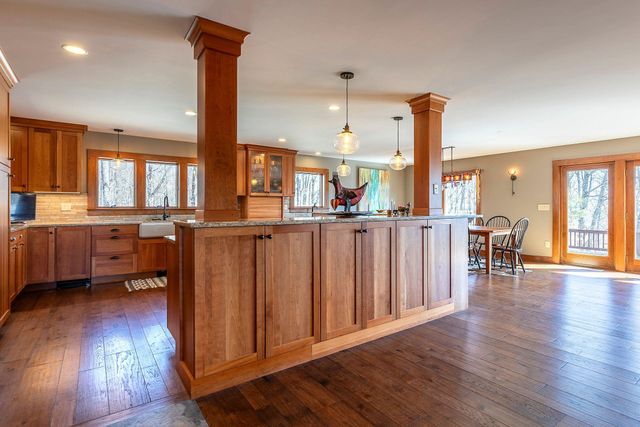 484 Route 12, Hartland, VT 05048