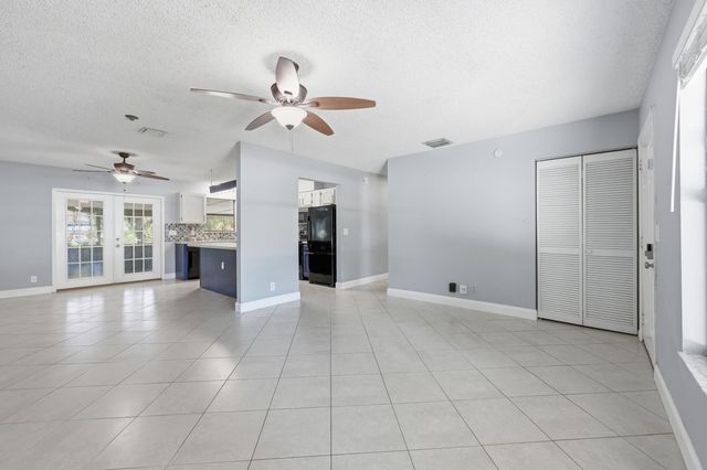 13618 59th Court N, West Palm Beach, FL 33411