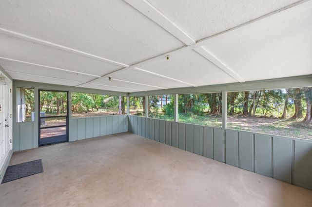 13618 59th Court N, West Palm Beach, FL 33411