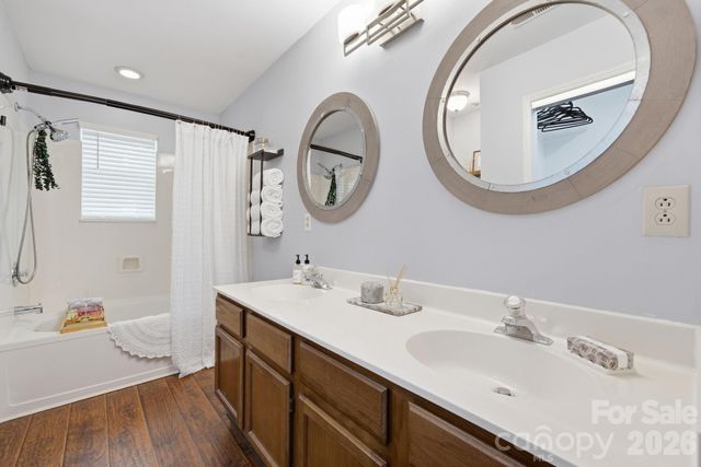 5701 Ebley Lane, Charlotte, NC 28227