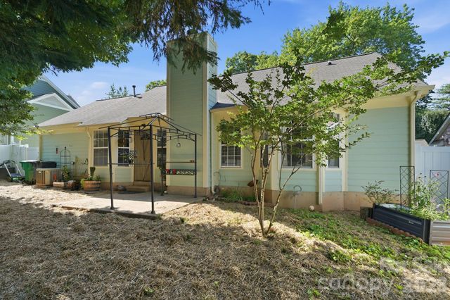 5701 Ebley Lane, Charlotte, NC 28227