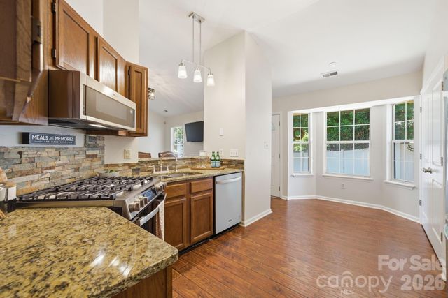 5701 Ebley Lane, Charlotte, NC 28227