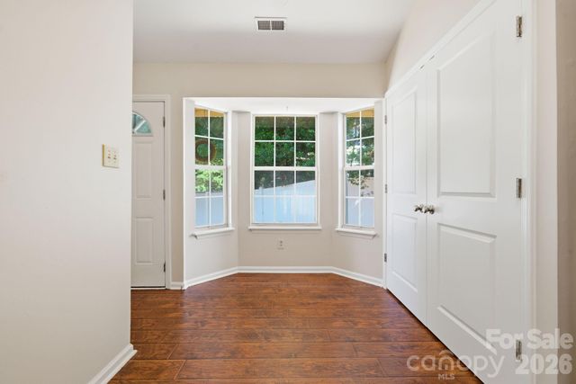 5701 Ebley Lane, Charlotte, NC 28227