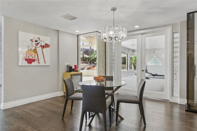 13 Dovetail Circle, Henderson, NV 89014