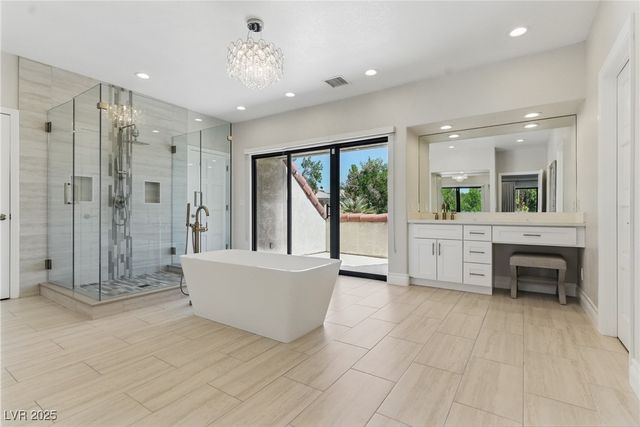 13 Dovetail Circle, Henderson, NV 89014