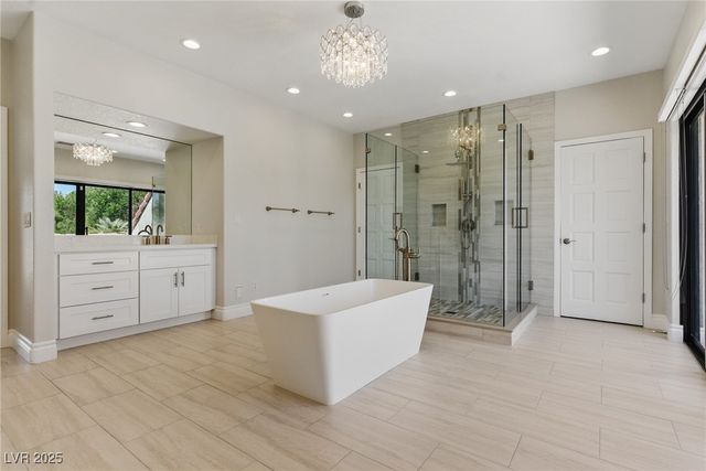 13 Dovetail Circle, Henderson, NV 89014